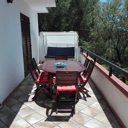 Mit Garten, Terrasse Und Grill * Pisciotta