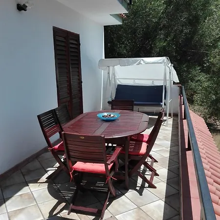 Mit Garten, Terrasse Und Grill