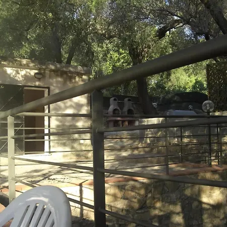 Prázdninový dům Mit Garten, Terrasse Und Grill